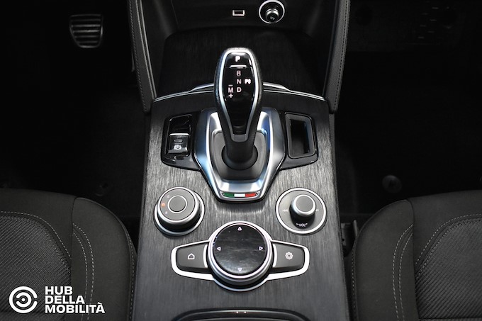 ALFA ROMEO Stelvio 2.2 Turbodiesel 210 CV AT8 Q4 Super